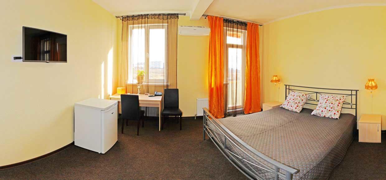 Komplex Apelsin Hotel Yuzhne Exterior foto